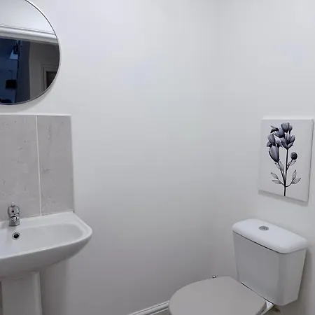 Homestay Tranquil Near Shopping And Centre *